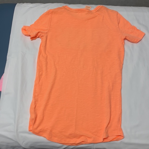 Pink tee - Picture 3 of 4